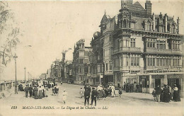 59 - Malo Les Bains - La Digue Et Les Chalets - Animée - Oblitération Ronde De 1915 - CPA - Voir Scans Recto-Verso - Malo Les Bains