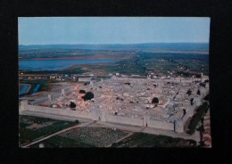 Cp, 30, Aigues Mortes, Vue Aérienne, La Vieille Cité Et Ses Remparts, Voyagée 1967 - Aigues-Mortes