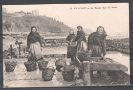 Cancale - Ille Et Vilaine - Le Travail Dans Les Parcs à Huitres - Cancale