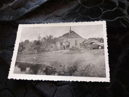 P-1152 , Photo, Automobile, Une Citroën 2CV à Côté D'une Bâtisse - Cars