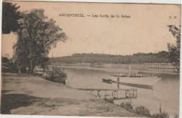 Val D 'oise : ARGENTEUIL : Les  Bords   De S Eine  , Bateau - Argenteuil