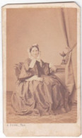 P-24-Bi-GF-19 : PHOTOGRAPHIE FIN XIX° . CARTE DE VISITE. DU PHOTOGRAPHE  DUVAL A CAEN. - Caen