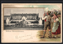 Passepartout-Lithographie Herrenchiemsee, Schloss Und Springbrunnen, Bayerisches Paar In Tracht  - Autres & Non Classés