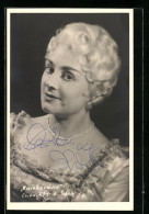 AK Opernsängerin Erika Köth In Rosenkavalier, Mit Original Autograph  - Opera