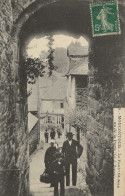 CPA22- MONCONTOUR- Le Faubourg Saint-Jean, Vu De La Porte - Moncontour