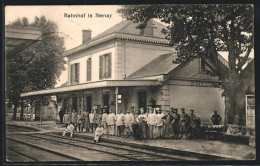 CPA Stenay, La Gare Avec Des Passants  - Stenay