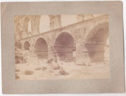 P-24-Bi-GF-33 : PHOTOGRAPHIE GRAND-FORMAT. LE PONT DU GARD EN AOUT 1890 - Autres & Non Classés