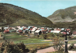 FRANCE - Ecole - Vue Générale - Animé - Vue Sur Le Village - Carte Postale Ancienne - Chambery