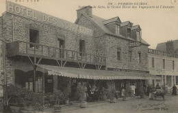 CPA22- PERROS-GUIREC- Sortie De La Gare, Le Grand Hôtel Des Voyageurs Et L'annexe - Perros-Guirec