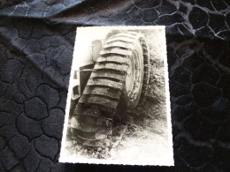 P-1192 , Photo, Chenille Du  Tracteur Russe MT3-50 ,1973 - Auto's