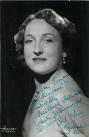 310524 - SPECTACLE ARTISTE - 1956 GISELE DESMOUTIERS Opéra TOULOUSE Autographe - PHOTO HARCOURT Paris - Entertainers