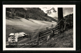 AK Vals /Tirol, Padaun Am Brenner, Kleiner Junge Mit Blick Auf Die Alpengaststätte Larcherhof  - Autres & Non Classés