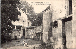 95 VALMONDOIS - La Cours Du Moulin De Maubuisson - Valmondois