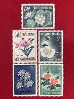 Stamps Vietnam South ( Fléurs - 10/9/1965  ) -GOOD Stamps- 1 Set/5pcs - Vietnam