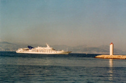 L - PHOTO ORIGINALE - BATEAU - 06 - ANTIBES - YACHT PRINCE ABDUL AZIZ - PROPRIETE DU ROI FAHD D'ARABIE SAOUDITE - Bateaux