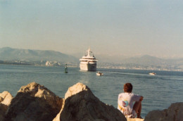 L - PHOTO ORIGINALE - BATEAU - 06 - ANTIBES - YACHT PRINCE ABDUL AZIZ - PROPRIETE DU ROI FAHD D'ARABIE SAOUDITE - Schiffe