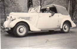 Photographie Amateur Vintage Snapshot Automobile Voiture Car Cabriolet - Cars