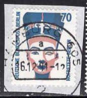 Berlin Poste Obl Yv:775 Mi:814 Nofretete Nefertiti Sur Fragment (TB Cachet Rond) - Used Stamps
