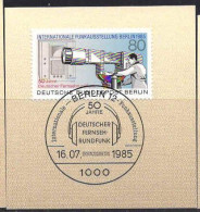 Berlin Poste Obl Yv:703 Mi:741 Funkausstellung Berlin (TB Cachet à Date) Sur Fragment 16-17-1985 - Gebraucht