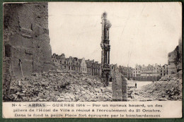 62 + ARRAS - Guerre 1914 - Un Des Piliers De L'Hôtel De Ville - Arras