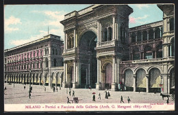 Cartolina Milano, Portici E Facciata Della Galleria  - Milano (Milan)