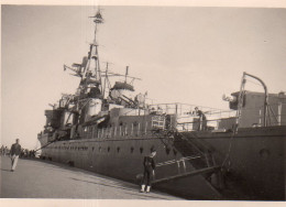 Photographie Photo Amateur Vintage Snapshot Algérie Marine Bateau Militaire - Schiffe