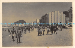 R177582 Bay. People. Old Photography. Postcard - World