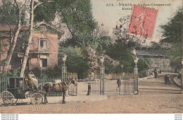 G14- 75) PARIS (XIX°)  BUTTES CHAUMONT - ENTREE PRINCIPALE - (ANIMEE - PROMENEURS - CHEVAL AVEC CALECHE - COULEURS)) - Arrondissement: 19