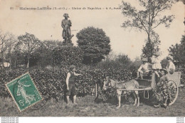 G1- 78) MAISONS LAFFITTE - STATUE DE NAPOLEON  - (ANIMEE - ENFANTS AVEC ANE) - Maisons-Laffitte