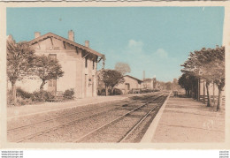 H14- 82) MALAUSE (TARN ET GARONNE) LA GARE - (2 SCANS))   - Gares - Sans Trains