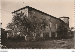 I20- 63) LE VERNET LA VARENNE (PUY DE DOME)  LE CHATEAU DU CHERRY  - (2 SCANS) - Autres & Non Classés