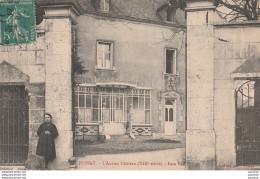 I16-91) PUSSAY - L'ANCIEN CHATEAU (XIII° SIECLE) FACADE SUD - (ANIMEE - PERSONNAGE) - Sonstige & Ohne Zuordnung