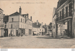 I9-45) CHATILLON SUR LOIRE (LOIRET)  PLACE DU MARCHÉ - (2 SCANS) - Chatillon Sur Loire