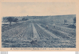 82) REALVILLE - LE FOYER DES INDIRECTES A REALVILLE - LE JARDIN POTAGER DU FOYER - (JARDINIERS - 2 SCANS) - Realville