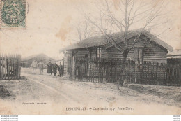 J13- 55) LEROUVILLE - CASERNE  DU 154° PORTE NORD - (ANIMEE - MILITAIRES) - Lerouville