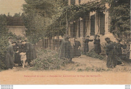 64) BAYONNE - PENSIONNAT SAINT LEON  - FACADE EST DONNANT SUR LA COUR DE RECREATION - (CARTE TOILEE COULEURS - 2 SCANS)  - Bayonne