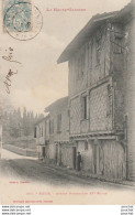 J5- 31) RIEUX (HAUTE GARONNE) ANCIEN PRESBYTERE XV° SIECLE - ANIMEE - PERSONNAGE - EN 1905 - Altri & Non Classificati