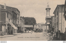 K21- 34) PAULHAN (HERAULT)  LA PLACE , COTE DE LA FONTAINE (ANIMEE - VILLAGEOIS - 2 SCANS) - Paulhan