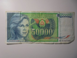 Geldschein Jugoslawien         50 000 Dinara 1988 Standard-Banknote 174 × 80 Mm P# 96, N# 205433 01. Mai - Yugoslavia