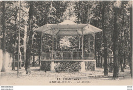 K8-51) MAREUIL SUR AY - LE KIOSQUE DE LA MUSIQUE - (TRES ANIMEE - 2 SCANS) - Mareuil-sur-Ay