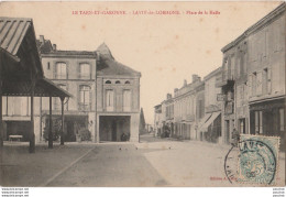 K8- 82) LAVIT DE LOMAGNE (TARN ET GARONNE) PLACE  DE LA HALLE - Lavit