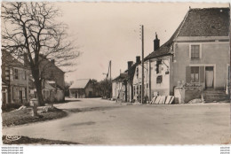 K8- 18) VIGNOUX SOUS LES AIX (CHER)  ROUTE DE BOURGES  - (2 SCANS) - Autres & Non Classés