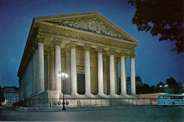 PARIS - L'église De La Madeleine - Eglises