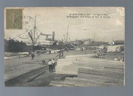 CPA - 44 - St-Nazaire - La Cale Au Bois - Déchargement D'un Bateau De Bois De Norvège - Animée - Circulée En 1917 - Saint Nazaire