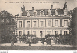 L19-77) VILLENEUVE LES BORDES - CHATEAU DES BORDES L'ABBE - XIIIe SIECLE  - (PERSONNAGES - 2 SCANS) - Autres & Non Classés