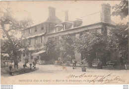 L5-14) HONFLEUR -  HOTEL DE LA RENAISSANCE - EN FACE LA CHAPELLE - (ANIMEE - OBLITERATION DE 1904 - 2 SCANS)) - Honfleur