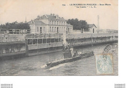 CPA (17) LA ROCHELLE-PALLICE Sous Marin "La Loutre" - Material