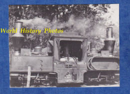 Photo Ancienne D'un Poilu Du 281e Régiment D' Artillerie , Tirage Vers 1950 1960  Locomotive Voie De 60 Train WW1 Guerre - Eisenbahnen