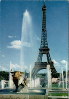 PARIS - La Tour Eiffel - Eiffeltoren