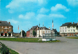 Postcard Belgium Herbeumont Sur Semois Grand Place - Herbeumont